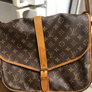 Louis Vuitton Saumur bag 35 🌞🌝💐